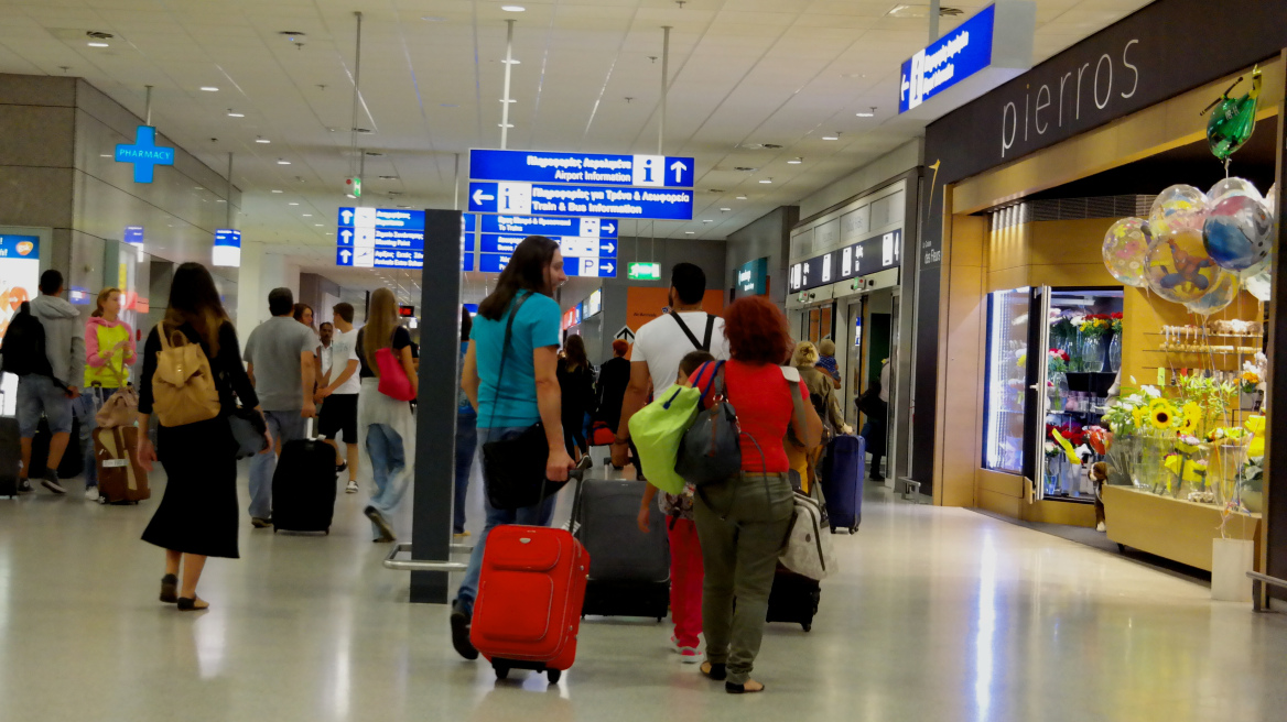 Οι αεροπορικές βάζουν ένα εκατ. επιπλέον θέσεις για Ελλάδα