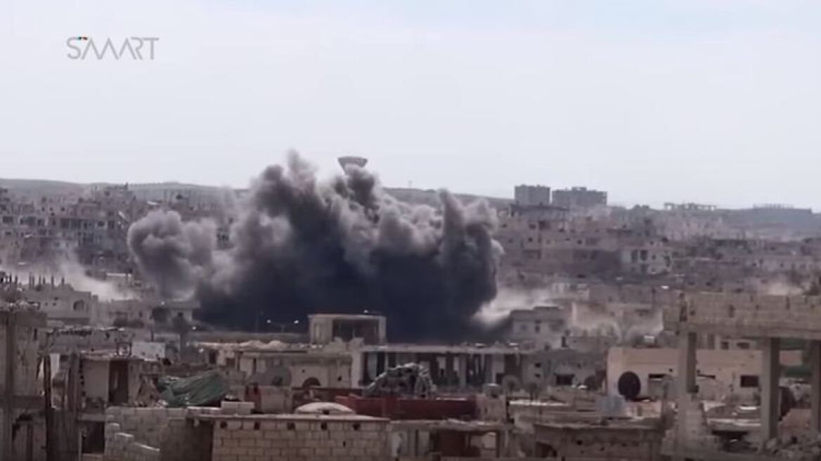 Βίντεο: Παραβιάστηκαν οι «ουδέτερες ζώνες» στη Συρία - Βομβαρδίστηκε η πόλη Νταράα