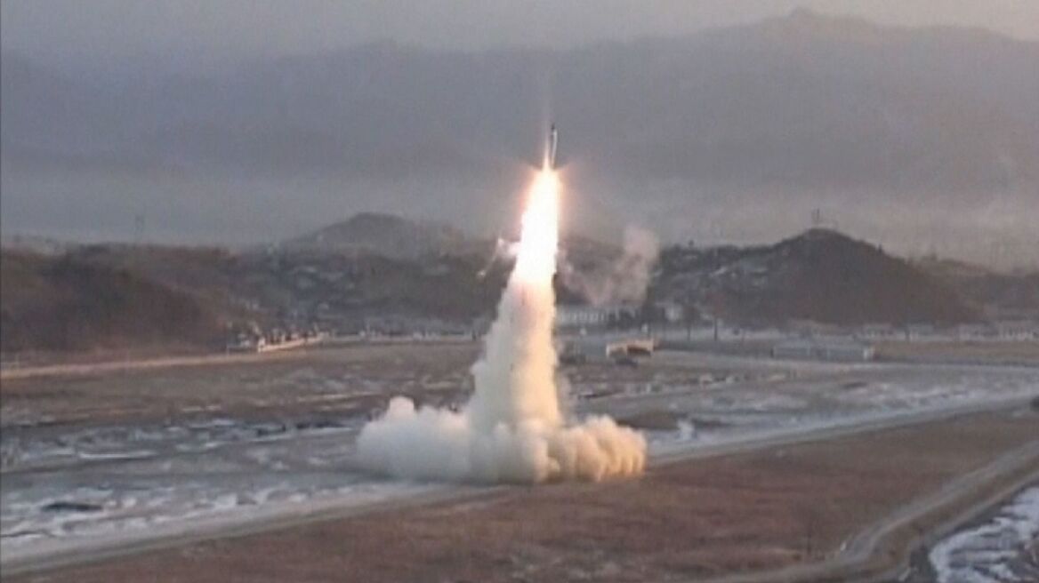 Η Ιαπωνία διαμαρτύρεται στη Βόρεια Κορέα για εκτόξευση πυραύλου