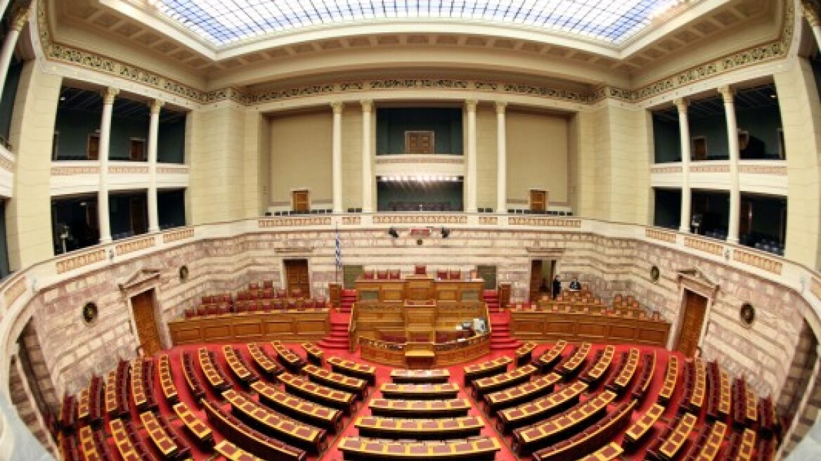 Αυστηρές οδηγίες για τρομοδέματα: «Τρέχουν» να προλάβουν νέο φιάσκο στην Βουλή