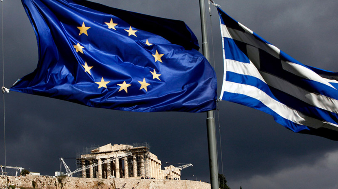 Bloomberg: Η Αθήνα δεν θα πάρει καλύτερη λύση για το χρέος από αυτή της 22ας Μαΐου