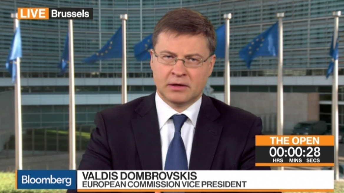 Ντομπρόβσκις: «Ήρθε η ώρα να κλείσει η β' αξιολόγηση» – Καμία αναφορά για χρέος