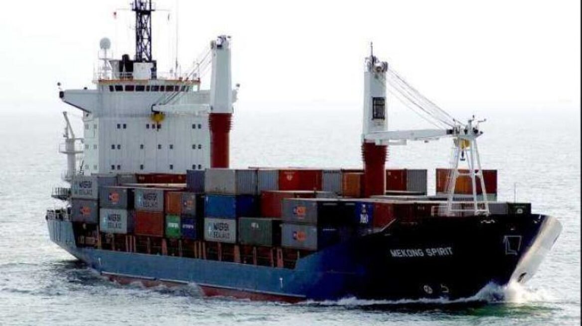 Κρήτη: Βρήκαν 29 κοντέινερ με εκρηκτικά στα αμπάρια πλοίου