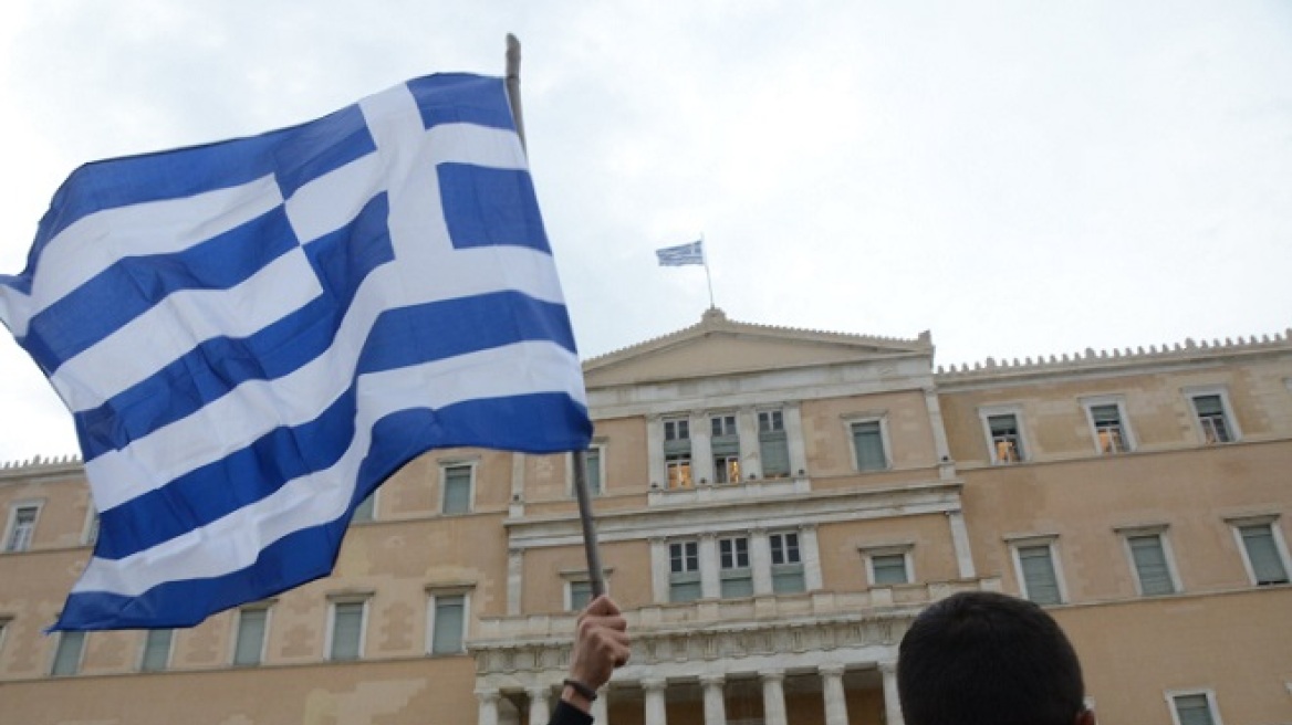 Sueddeutsche Zeitung: Ο Σόιμπλε να ξεπεράσει τους ενδοιασμούς για τη μείωση του ελληνικού χρέους