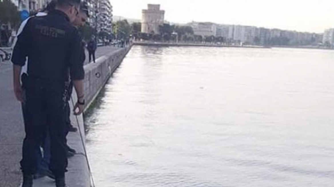 Θεσσαλονίκη: Γυναίκα έπεσε στο Θερμαϊκό 