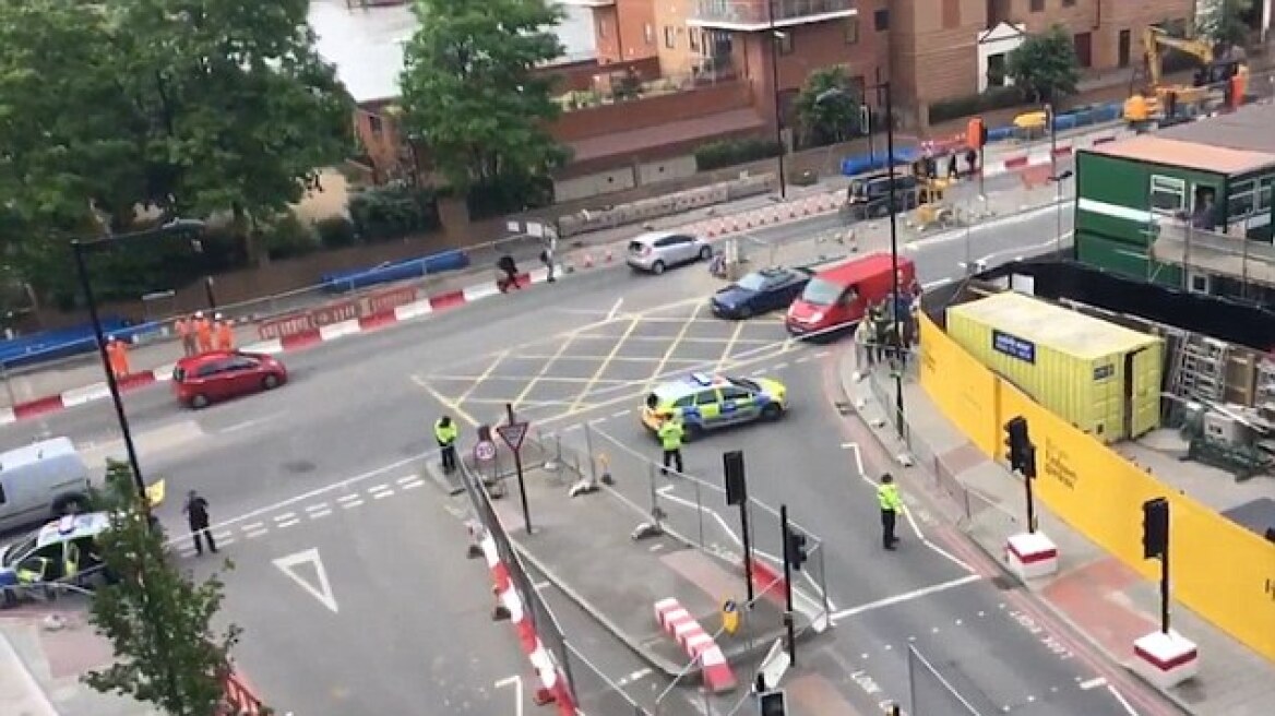 Λονδίνο: Ελεγχόμενη έκρηξη κοντά στη νέα πρεσβεία των ΗΠΑ