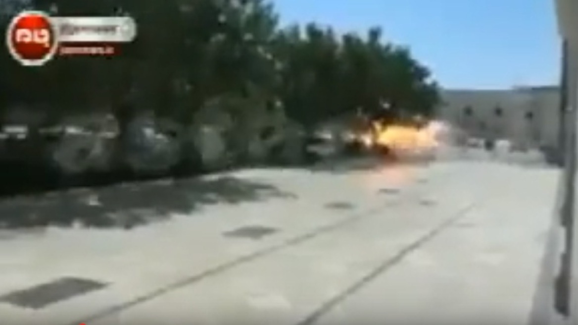 Βίντεο: Η στιγμή της έκρηξης στο μαυσωλείο του Χομεϊνί