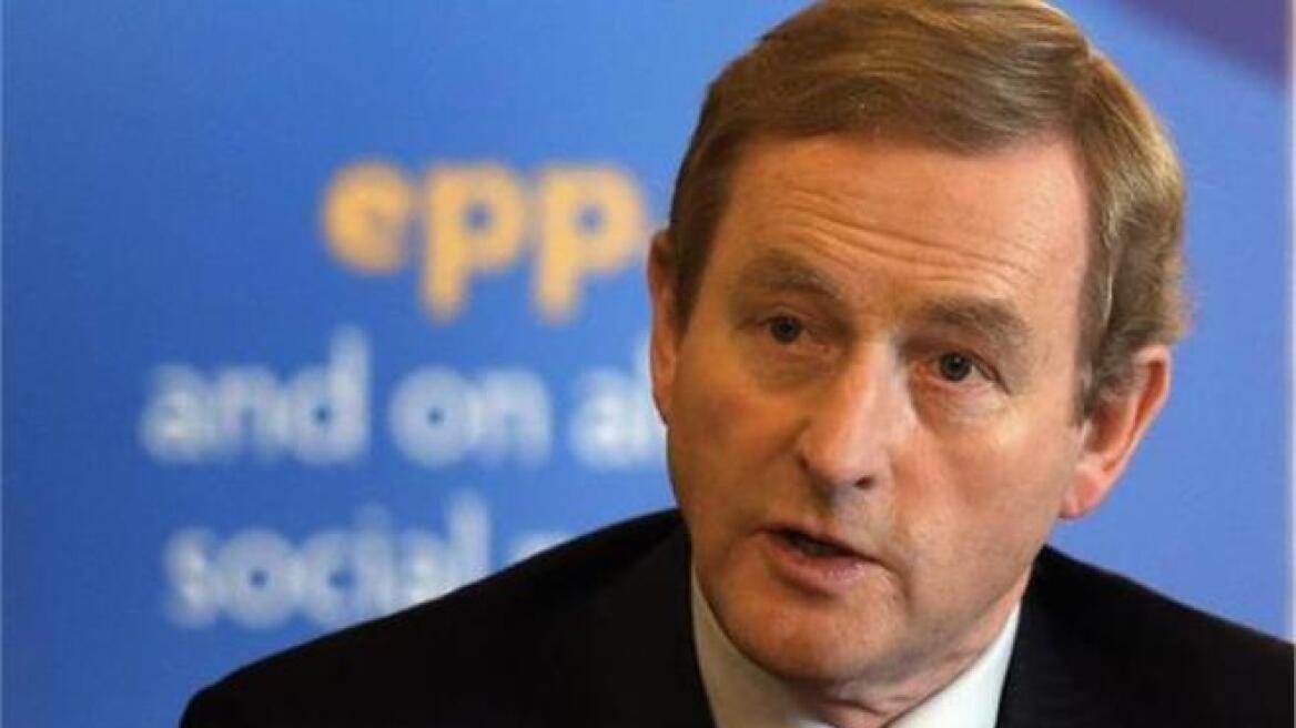 Ιρλανδία: "Πρόκληση" για την ειρηνευτική διαδικασία στη Β. Ιρλανδία η συμμετοχή του DUP στην κυβέρνηση