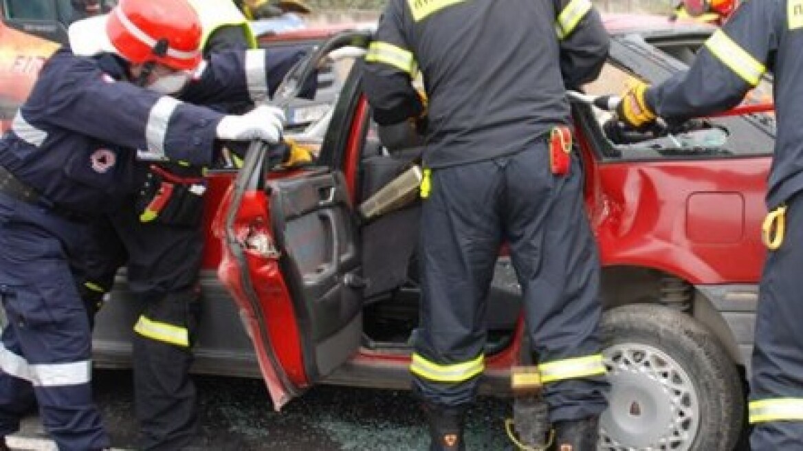 Κρήτη: Συναγερμός στην πυροσβεστική για απεγκλωβισμό οδηγού
