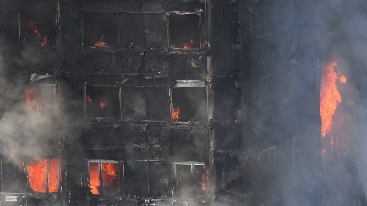 Λονδίνο: Ο «Πύργος της Κολάσεως» έγινε παγίδα θανάτου σε 15 λεπτά