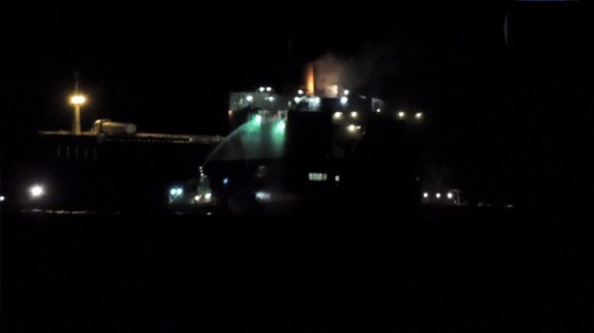 Ρόδος: Σε ξενοδοχείο οι επιβαίνοντες στο φορτηγό πλοίο όπου εκδηλώθηκε φωτιά	