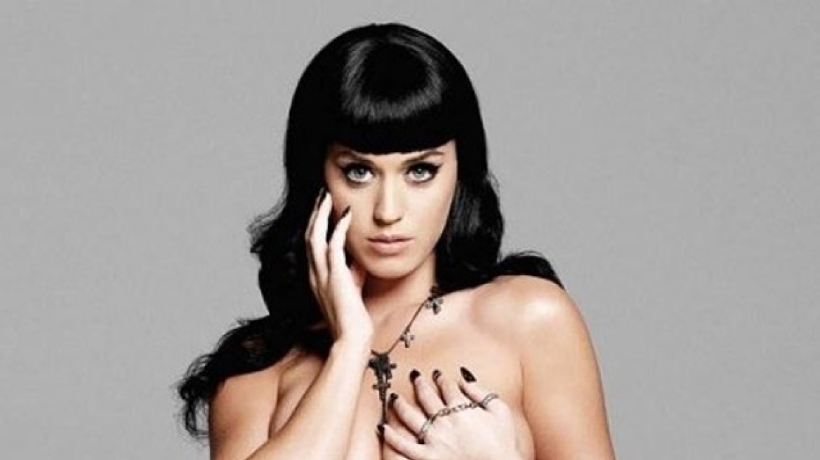 Katy Perry: “All the Awards that I’ve won are Fake”! (HOT PHOTOS)