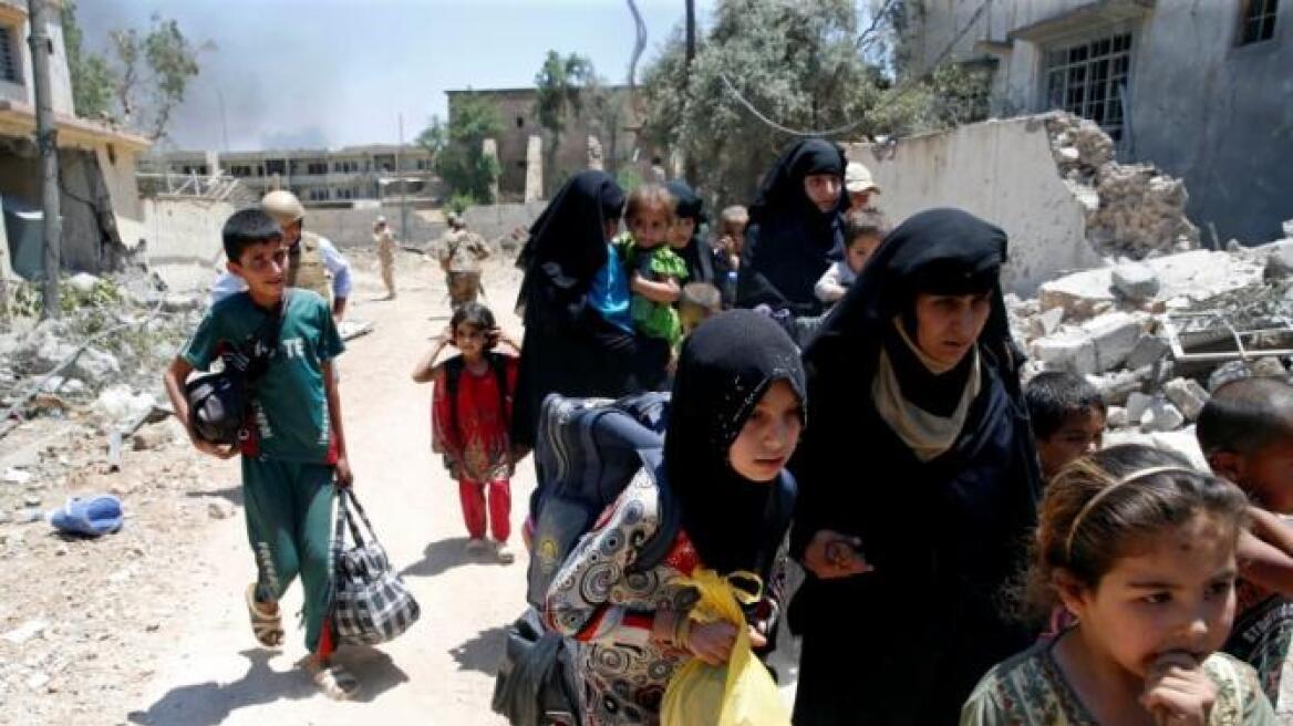 Ιράκ: 100.000 πολίτες παγιδευμένοι πίσω από τις γραμμές των τζιχαντιστών στη Μοσούλη