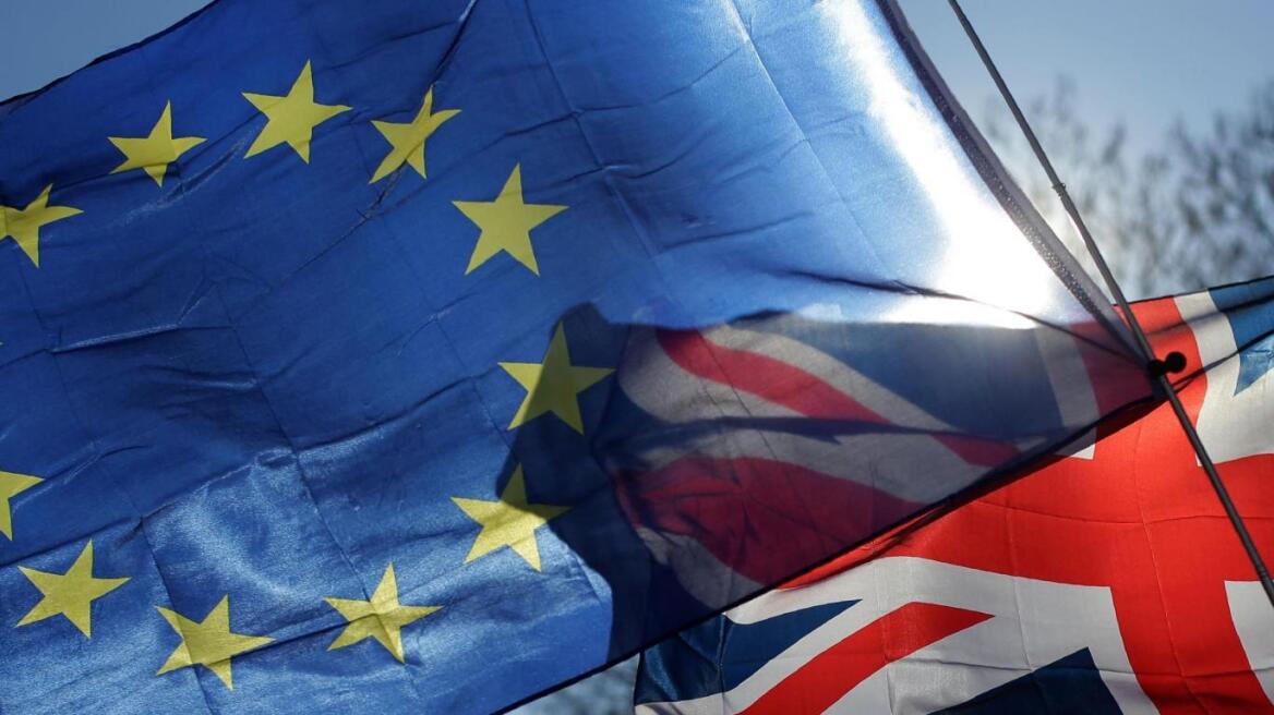 Ώρα μηδέν για το Brexit: Ξεκινούν οι συνομιλίες για το «διαζύγιο» Βρετανίας-ΕΕ