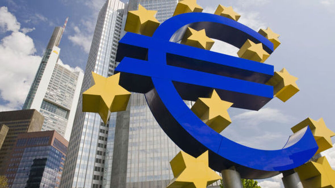 Ζητά μεγαλύτερη εποπτεία στις συναλλαγές εν όψει Brexit η ΕΚΤ