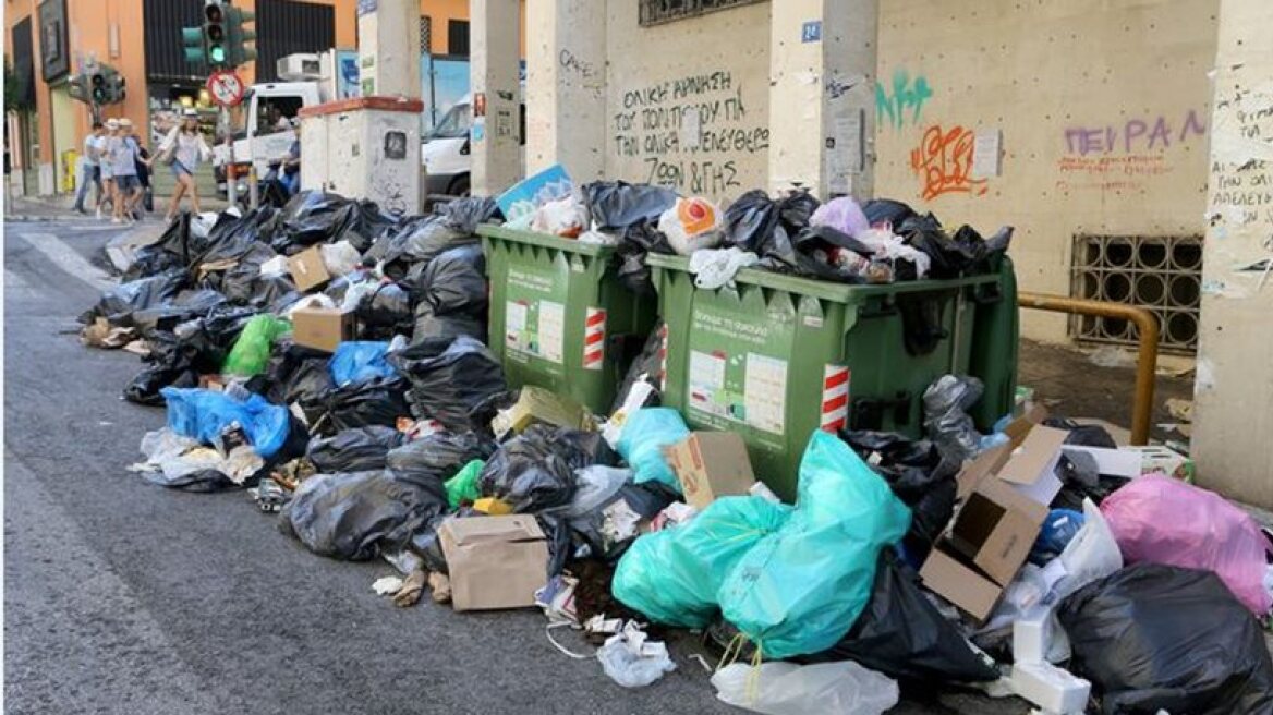 Public’s health at risk, as rubbish piles up in Athens