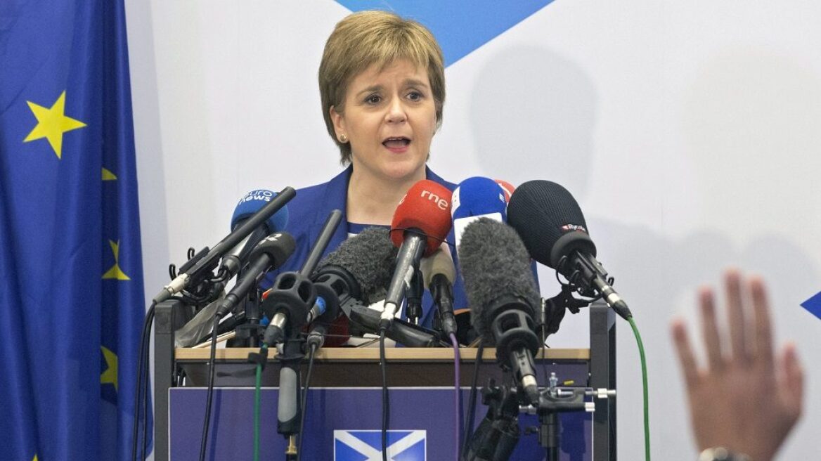 Σκωτία: Αναβλήθηκε η απόφαση για τη διεξαγωγή δημοψηφίσματος για την ανεξαρτησία	