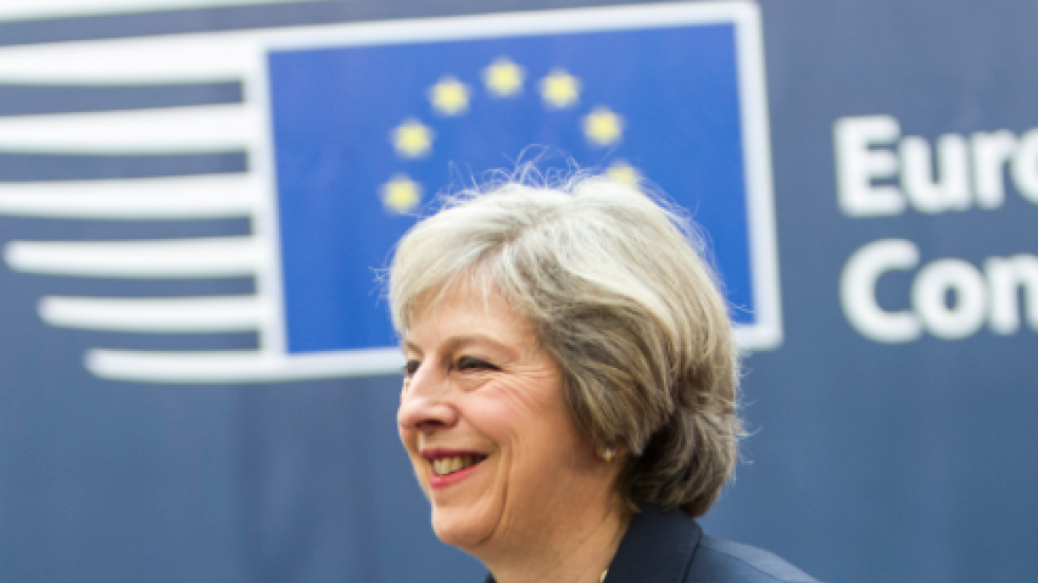 Τερέζα Μέι: Η Βρετανία ίσως χρειαστεί μια μεταβατική περίοδο για το Brexit