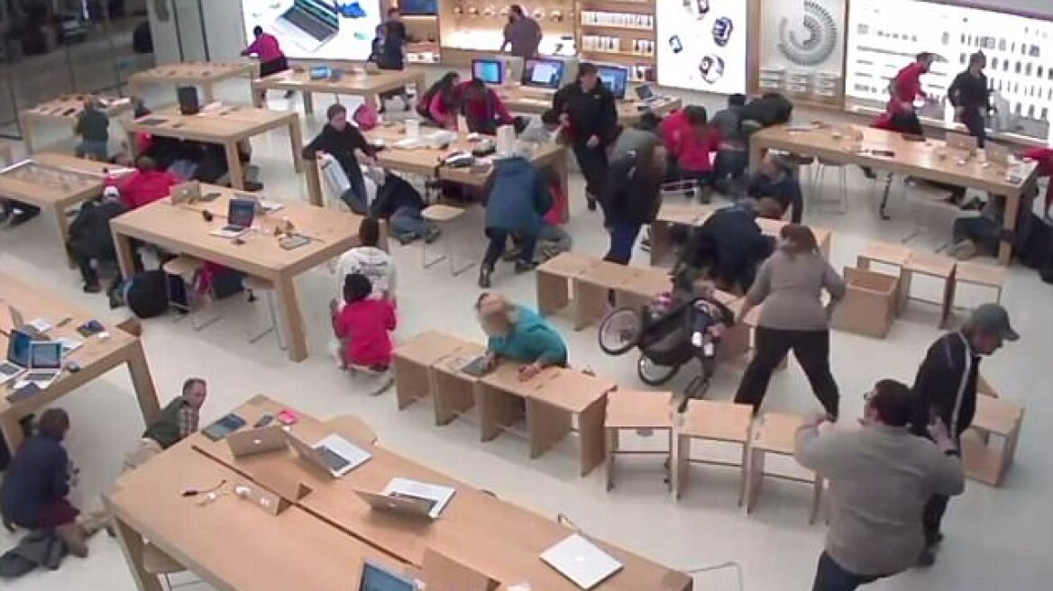 Τρόμος σε κατάστημα της Apple στις ΗΠΑ: Ένοπλος ανοίγει πυρ και όλοι τρέχουν να κρυφτούν
