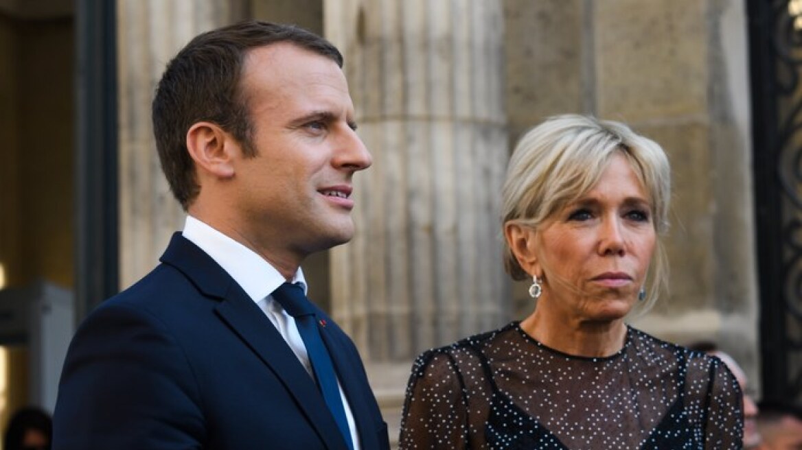 Μπριζίτ Μακρόν για τον σύζυγό της: Είναι ο πιο όμορφος πρόεδρος της Γαλλικής Δημοκρατίας!