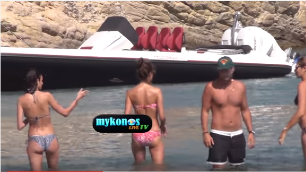 Two of the world’s sexiest models chilling out in Mykonos (video)
