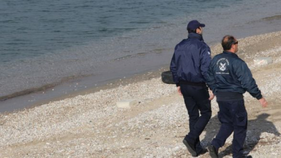 Χαλκιδική: Η θάλασσα ξέβρασε ανθρώπινο οστό στη Νέα Ποτίδαια