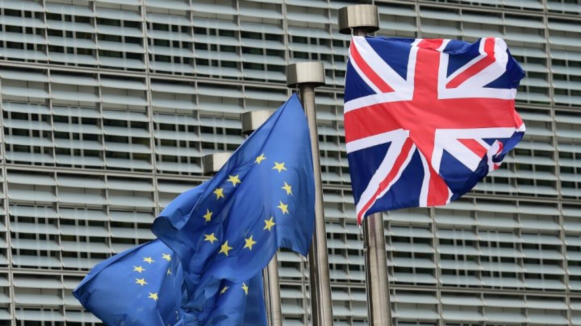 Διπλωματικός πυρετός ενόψει Brexit: 2 εκατ. θέσεις εργασίας Βρετανών σχετίζονται με την ΕΕ