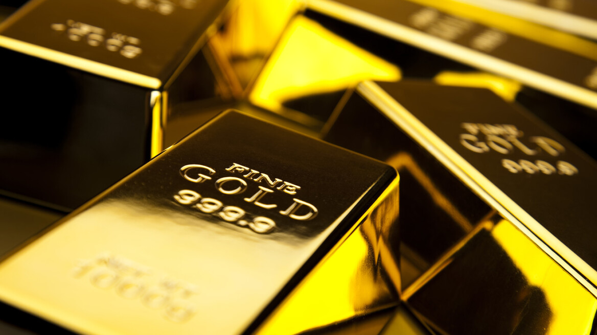 Money managers can’t seem to offload gold fast enough