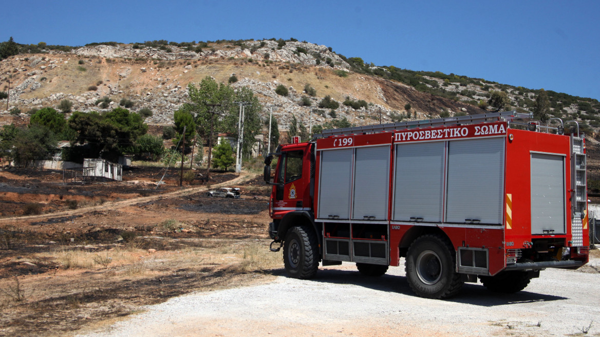 Ζάκυνθος: Φωτιά κοντά σε μοναστήρι στην περιοχή Βολίμες