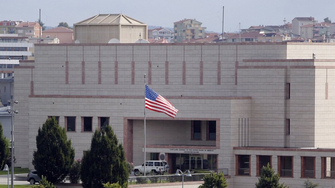 Συναγερμός στην Κωνσταντινούπολη: Άγνωστος εισέβαλε στην πρεσβεία των ΗΠΑ