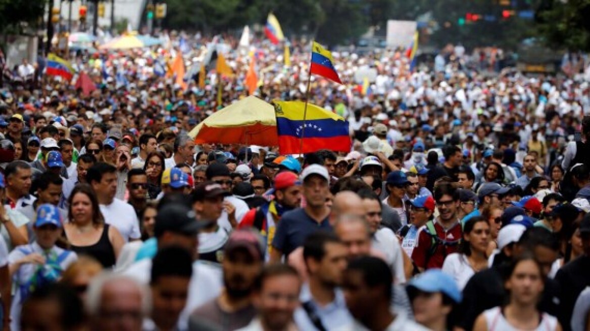 Βενεζουέλα: Η αντιπολίτευση κάλεσε σε 24ωρη γενική απεργία την Πέμπτη