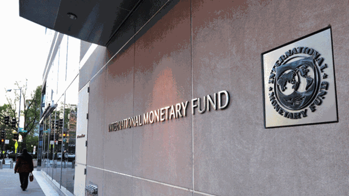 Bloomberg: Το ΔΝΤ θέλει η έξοδος στις αγορές να μην αυξάνει το χρέος