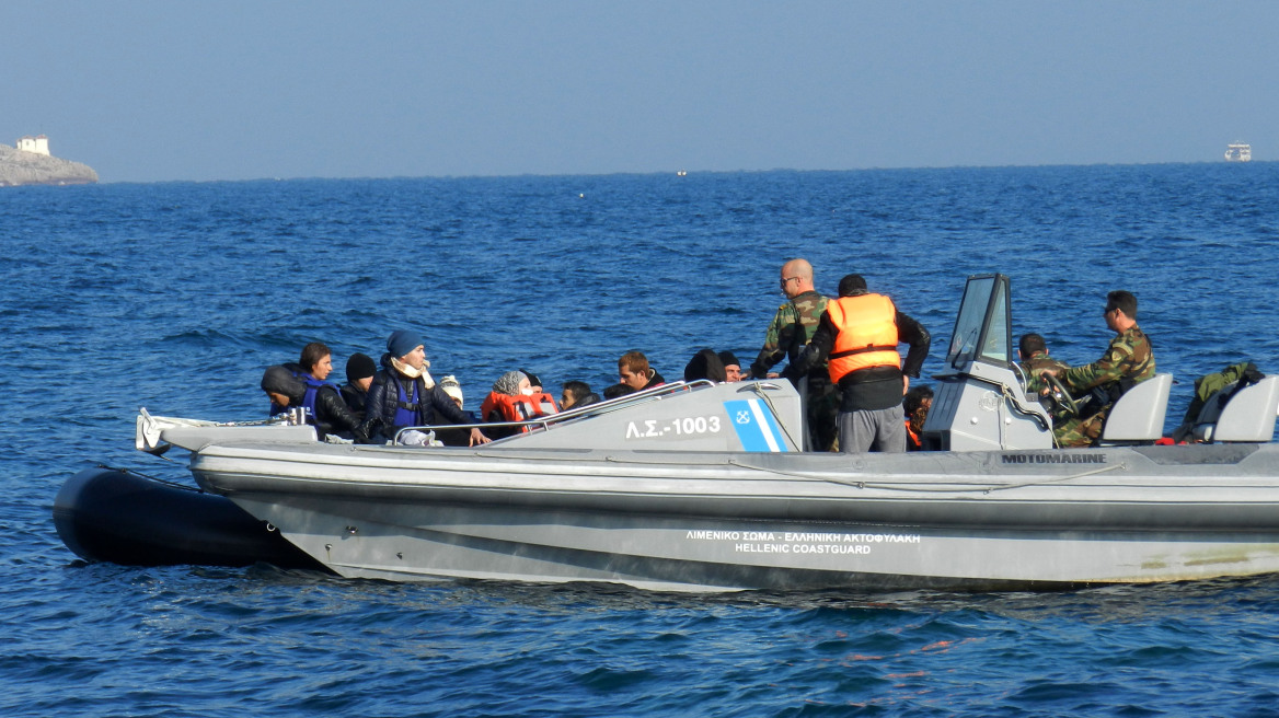 Πάνω από 100 μετανάστες έφτασαν στα νησιά του βορείου Αιγαίου σε δύο ημέρες 