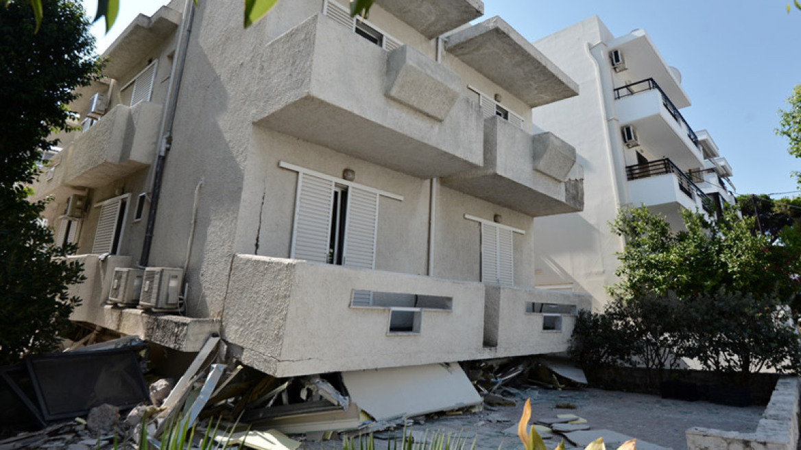 Νέες μαρτυρίες για τον σεισμό στην Κω: «Προσπάθησα να τρέξω, αλλά το κτίριο πήγαινε μπρος πίσω»