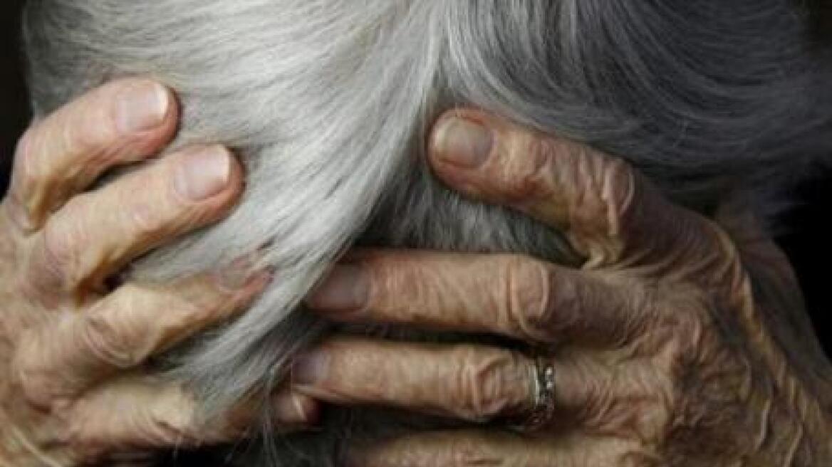 Μεσσηνία: Νύχτα κόλασης για 89χρονη από κουκουλοφόρους