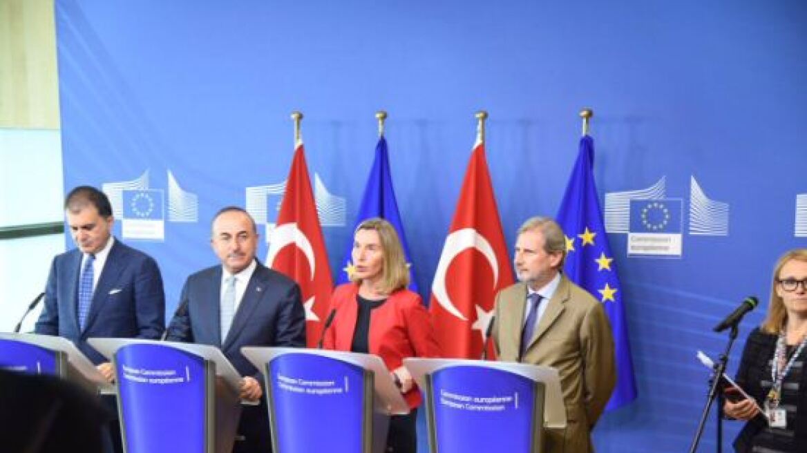 Μογκερίνι: Η Τουρκία παραμένει υποψήφια για ένταξη στην ΕΕ 