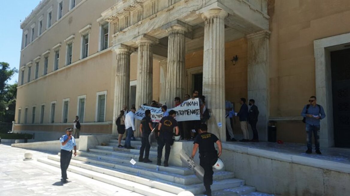 Greek police disappointed over government’s tolerant stance towards leftist-anarchist groups