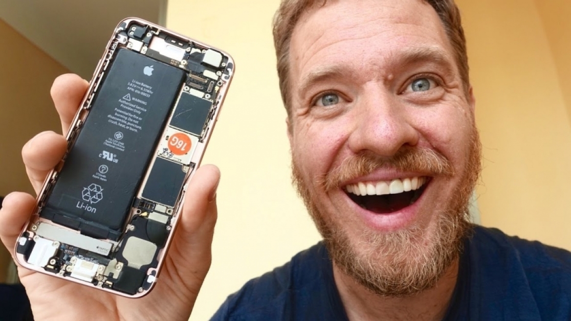 Πώς ένας άντρας κατάφερε να δημιουργήσει το δικό του iPhone
