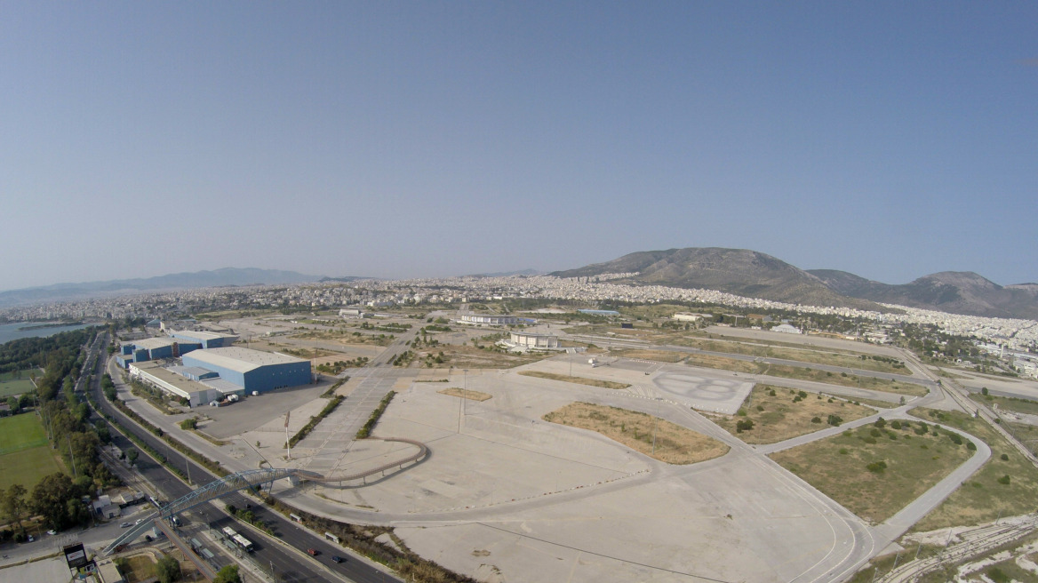 Reuters: Αυτά είναι τα εμπόδια που συναντούν οι τουριστικές επενδύσεις στην Ελλάδα