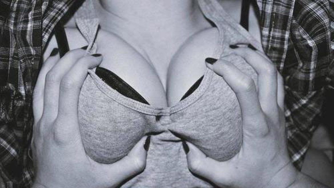 Fake vs Real breasts! Where do you stand on this dilemma? (HOT PHOTOS)