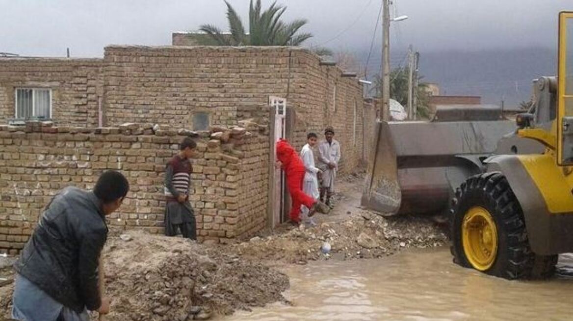 Ιράν: Ένδεκα νεκροί από πλημμύρες