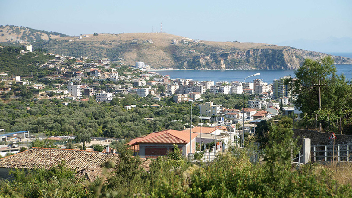 Η Αθήνα αφαιρεί την ελληνική υπηκοότητα από «ομογενείς» που συνεργάζονται με τα Τίρανα 