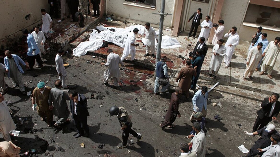 Επίθεση τζιχαντιστών στο Πακιστάν: Πάνω από 15 οι νεκροί και 40 τραυματίες