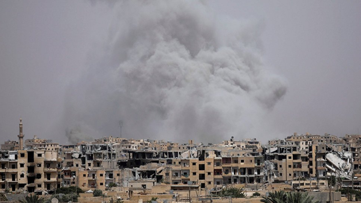 Συρία: 59 άμαχοι νεκροί από βομβαρδισμούς των συμμαχικών δυνάμεων στη Ράκα