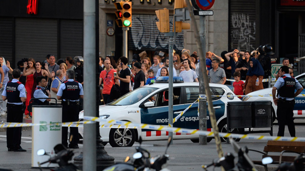 Βαρκελώνη: Ψάχνουν έναν ιμάμη ως «εγκέφαλο» των τρομοκρατικών επιθέσεων