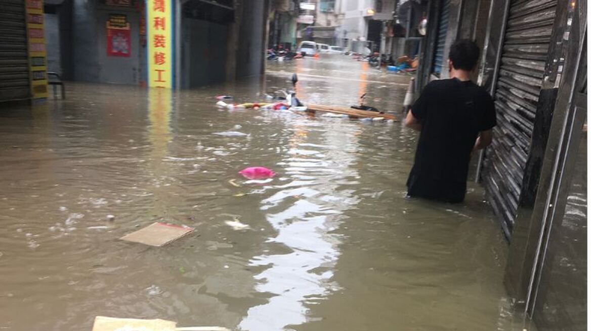 Χονγκ Κονγκ: Στους 12 οι νεκροί από το ολέθριο πέρασμα του τυφώνα Χάτο