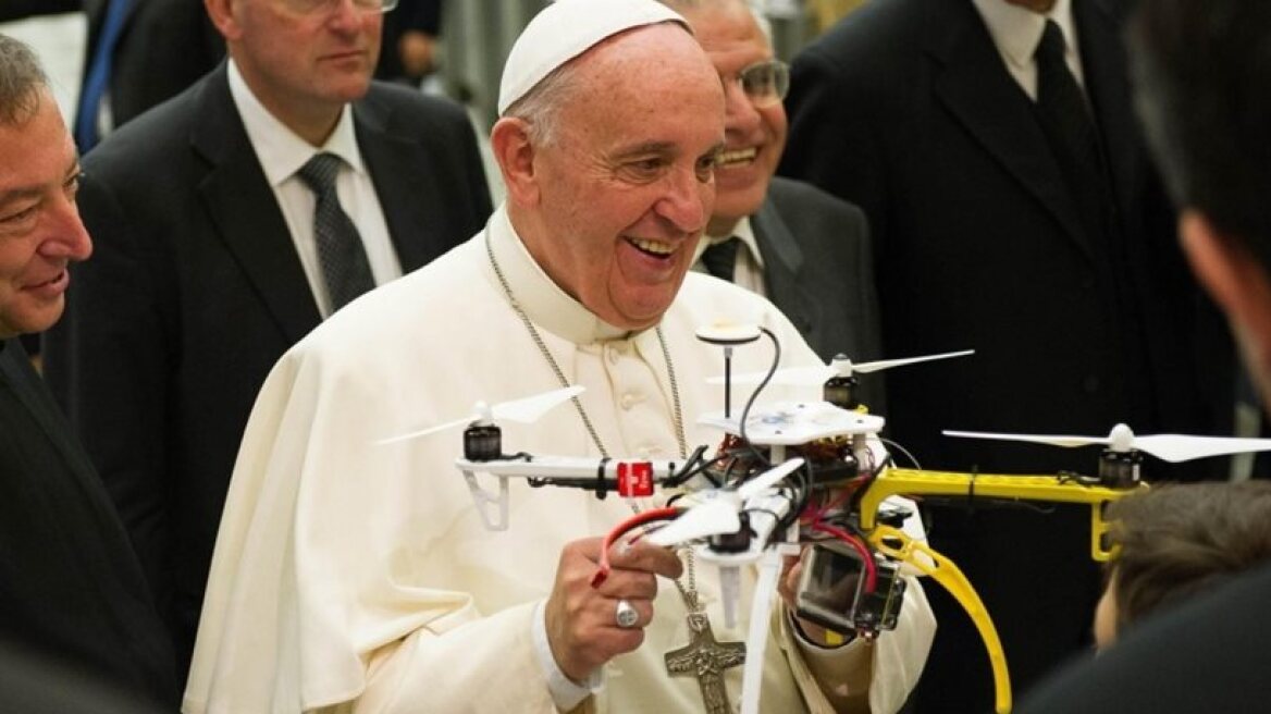 Συναγερμός τα ξημερώματα στο Βατικανό από ένα drone
