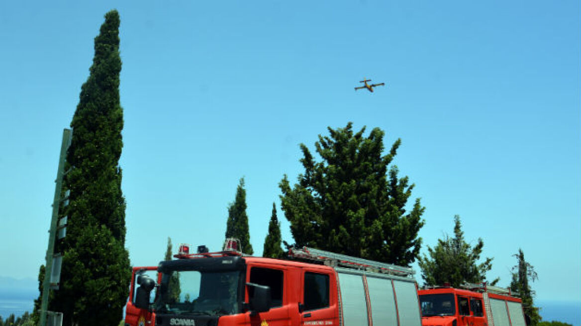 Ζάκυνθος: Ελικόπτερο εντόπισε εμπρηστές - Μεγάλη επιχείρηση για τη σύλληψή τους