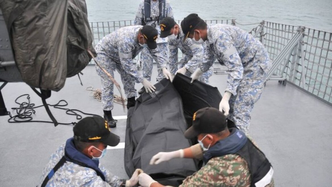 ΗΠΑ: Στα υδατοστεγή του αντιτορπιλικού βρέθηκαν νεκροί οι ναύτες που αγνοούνταν