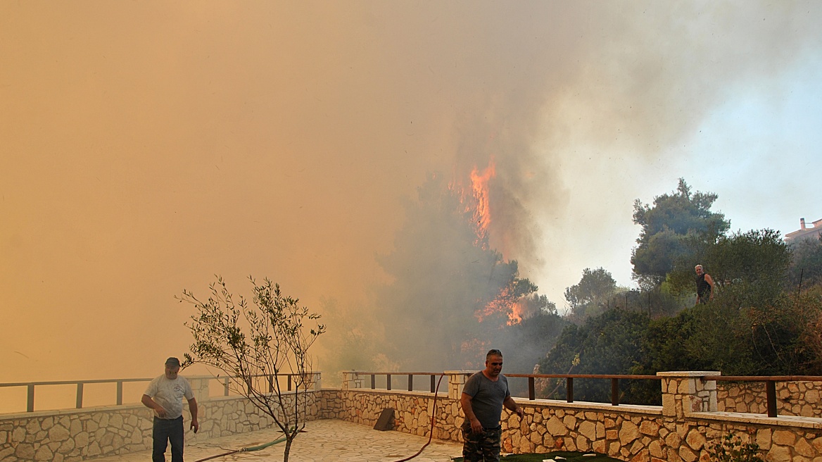 Ζάκυνθος: Δεν είναι τυχαίες οι πυρκαγιές, λέει ο γγ Πολιτικής Προστασίας
